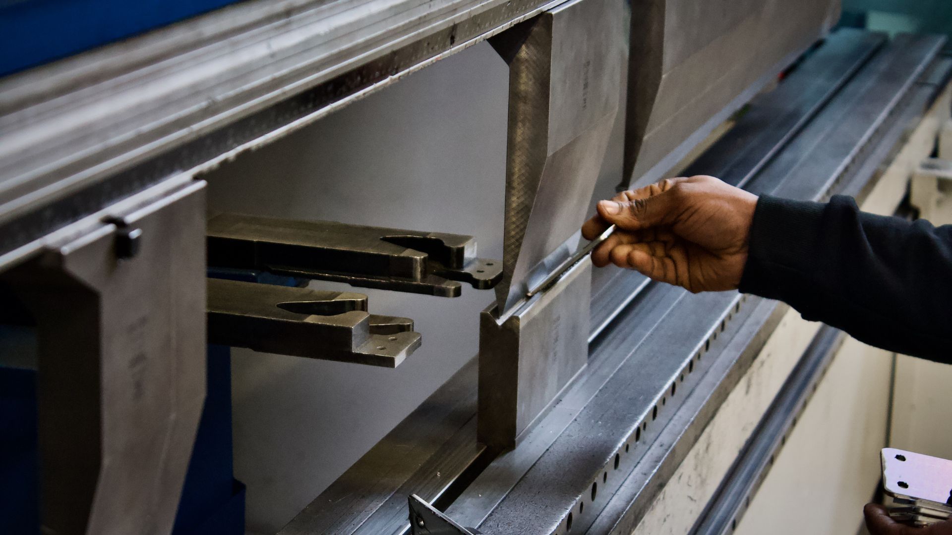 Piegatura Lamiere Home page 01